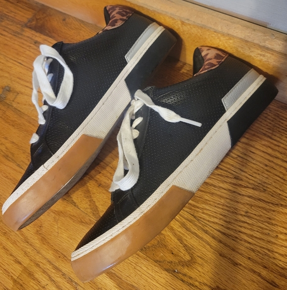 a new day Black Sneakers with Leopard Print Detail - Picture 4 of 10